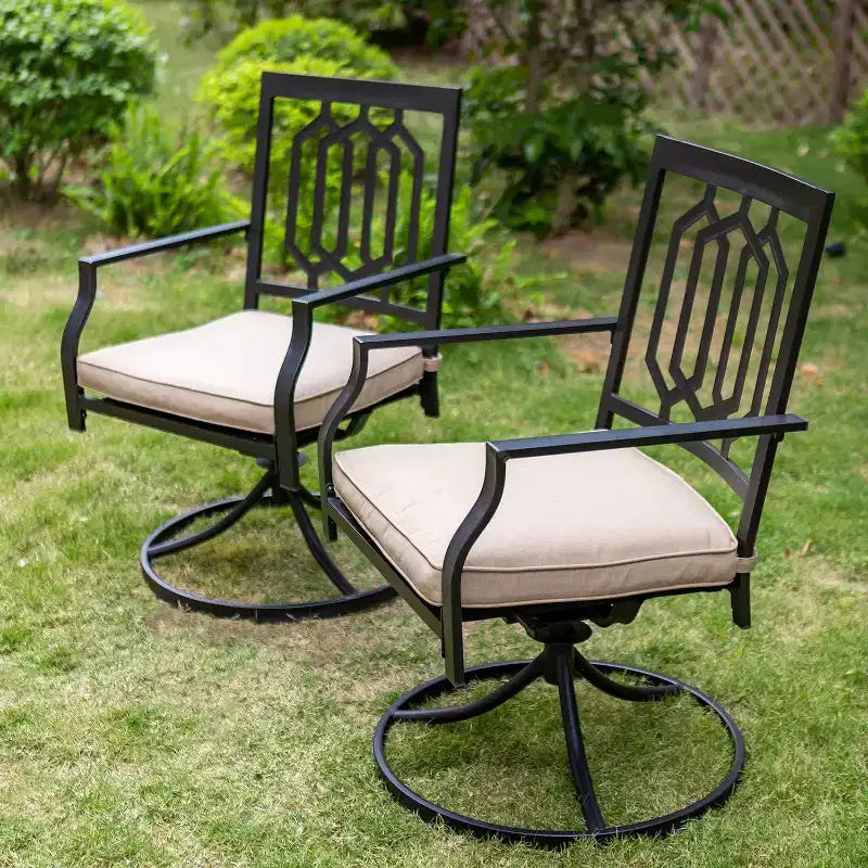 Set da pranzo da patio in ferro battuto da 3 pezzi con tavolo quadrato con foro per ombrellone e sedie girevoli - Captiva Designs