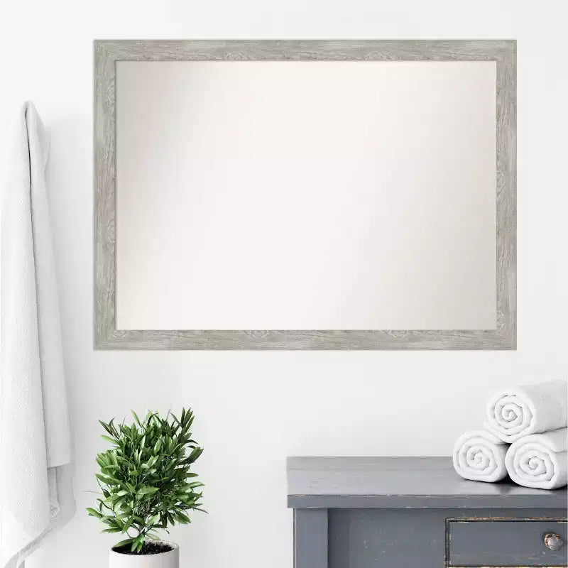 Specchio da parete stretto non smussato 42" x 31" Dove con finitura grigio lavato - Amanti Art: montaggio a parete, cornice in polistirene
