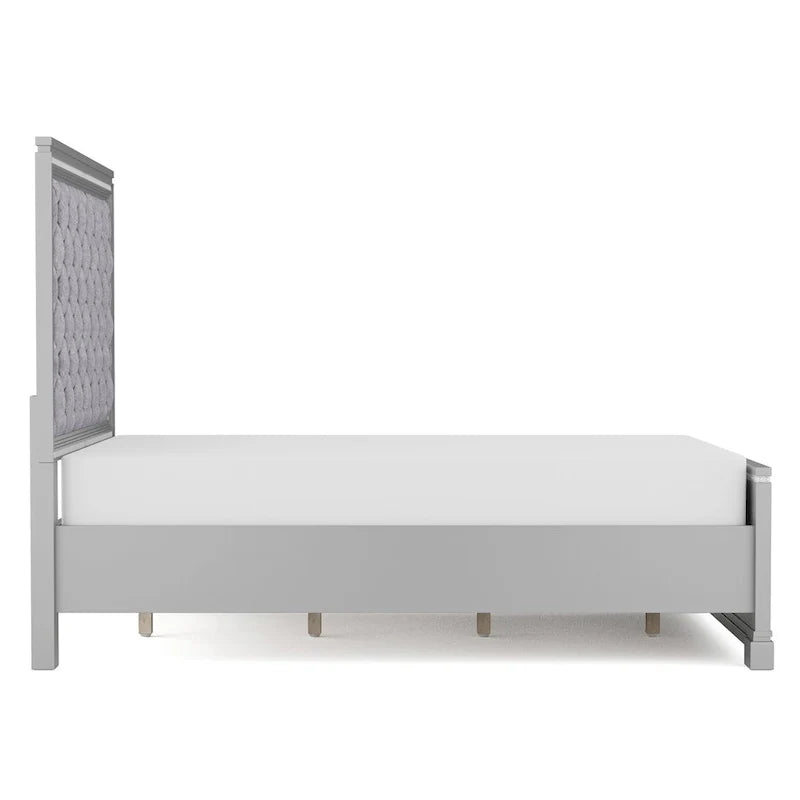 Set camera da letto 5 pezzi Seleena Glam Silver Wood con pannello trapuntato e porta USB di Furniture of America