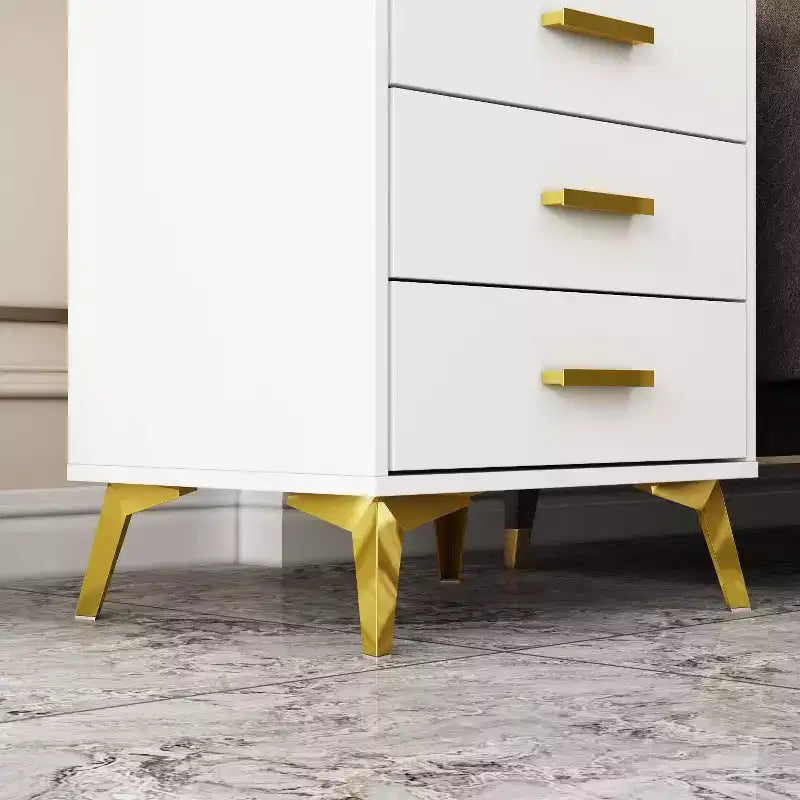Comodino Famapy Chic Bianco: Contenitore Elegante con Dettagli Dorati
