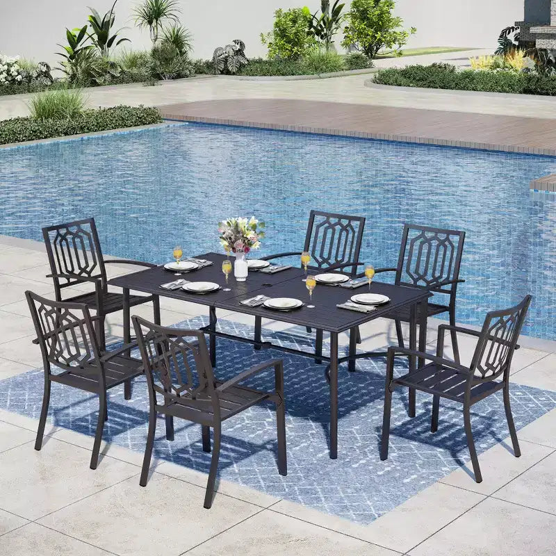 Set da pranzo da esterno Captiva Designs da 7 pezzi con tavolo rettangolare con piano a doghe e sedie impilabili in metallo