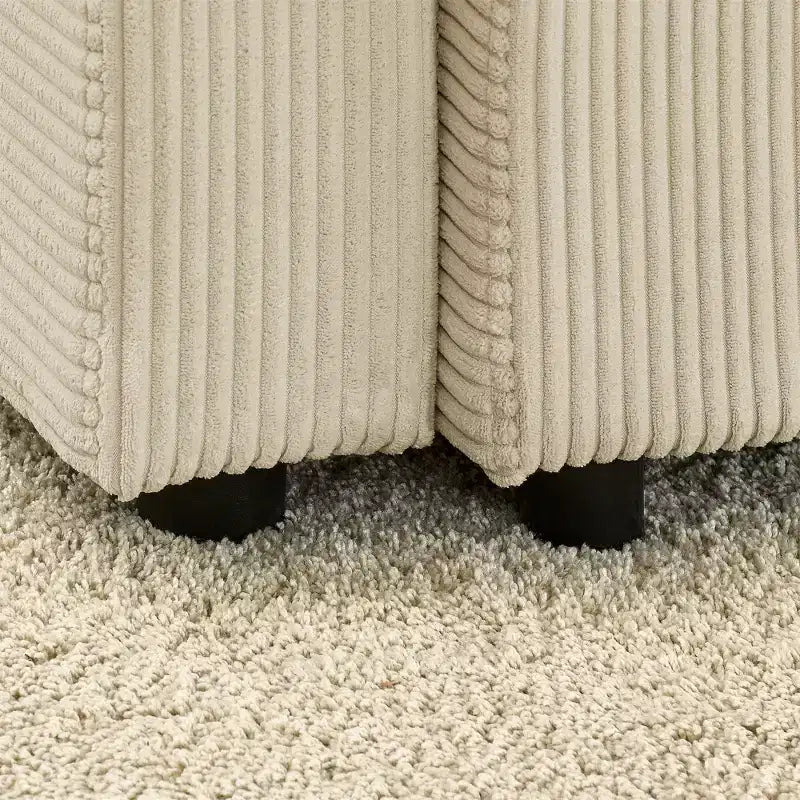 GDFStudio Rod Divano Moderno a 3 Posti in Velluto a Coste da 102 con Portabicchieri, Supporto per Cellulare, Vano Portaoggetti nel Bracciolo e Pouf