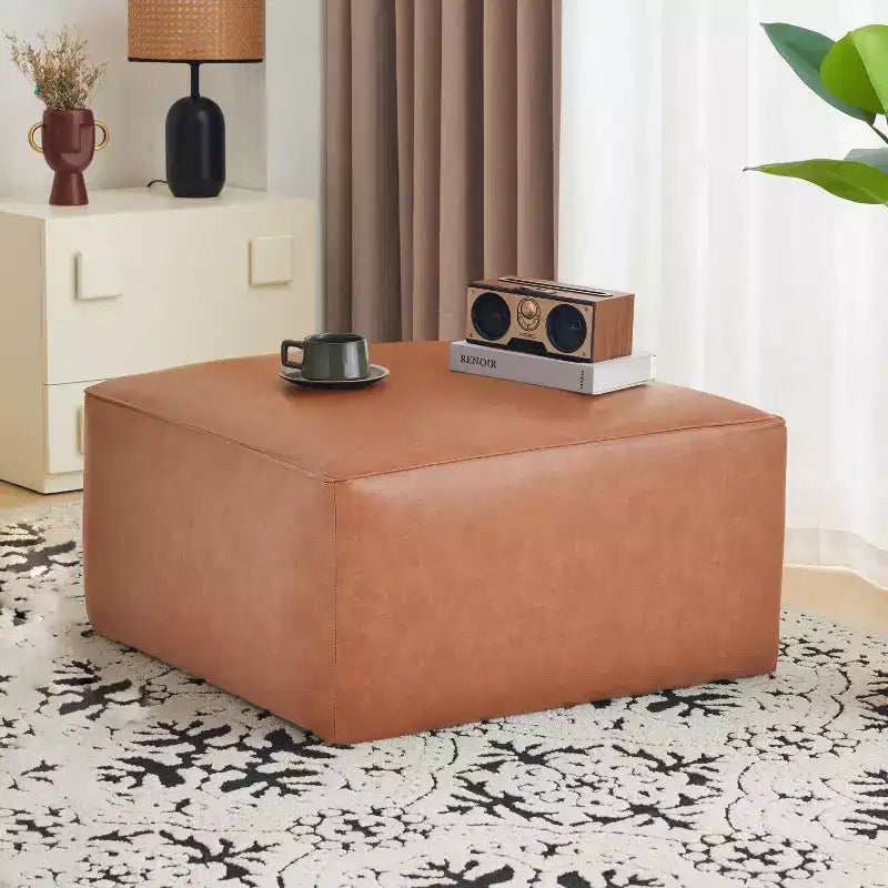 Pouf quadrato imbottito versatile moderno Christopher Knight Home Yzabella per interni