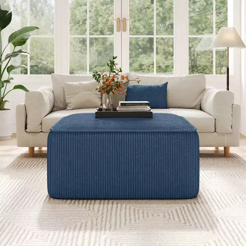 Pouf quadrato imbottito versatile moderno Christopher Knight Home Yzabella per interni