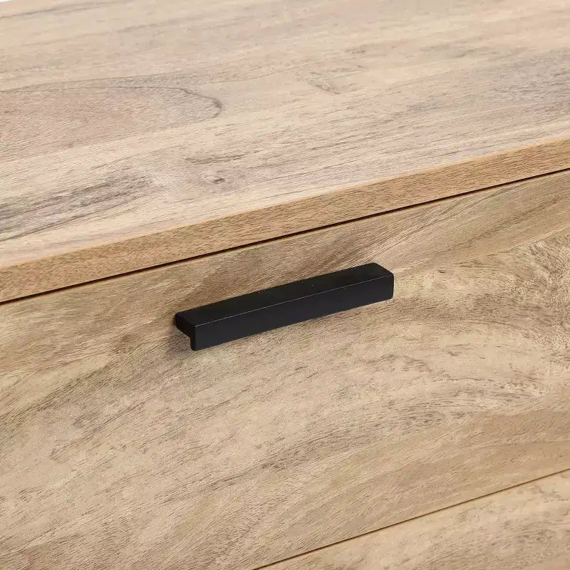 Mobile credenza LuxenHome con ante e cassetti, cassettiera accentata in legno multistrato di rovere naturale larga 59'' con 2 ante e 3 cassetti