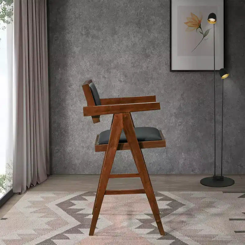 Christopher Knight Home Hamilton Sgabelli da bancone moderni di metà secolo, in legno massello da 26 pollici e finta pelle (set di 2)