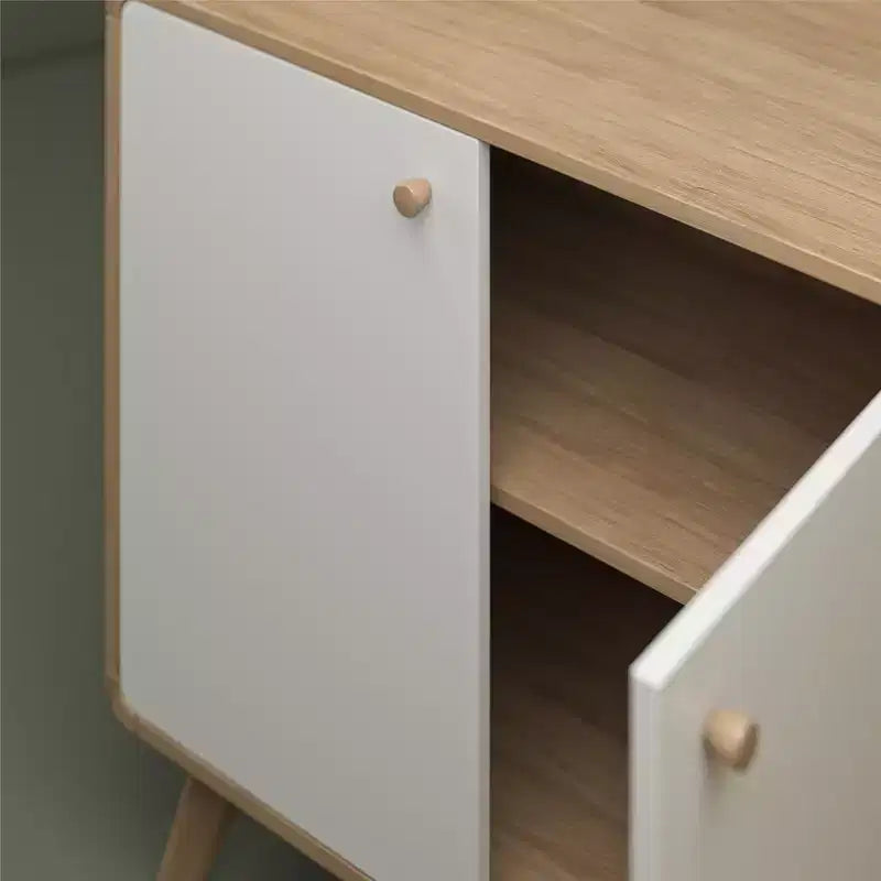 Mobiletto d'accento in stile scandinavo Ren Home Leva