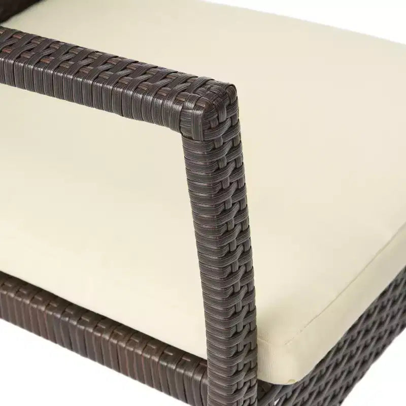 Set da pranzo da esterno a 7 pezzi in vimini Christopher Knight Home Thompson con cuscini