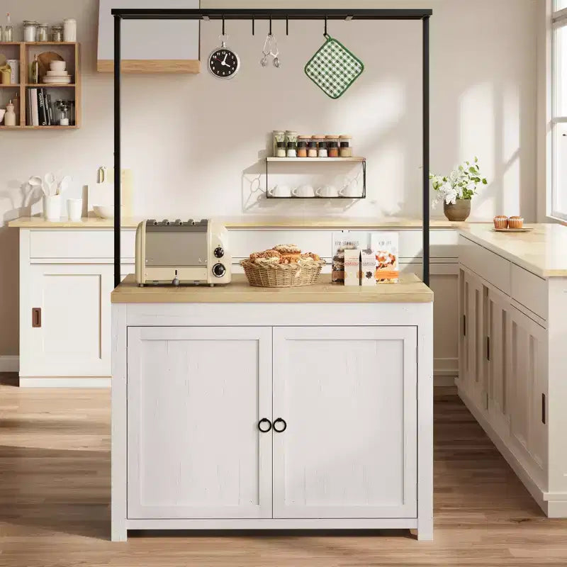 Isola da Cucina 42" con Contenitore, Tavolo Multifunzionale con Ripiani a 2 Livelli, Bancone da Cucina con 5 Ganci, Bianco e Naturale