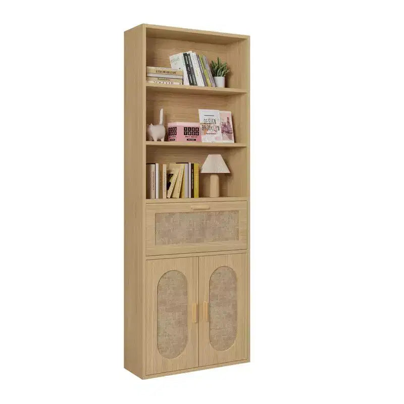 Vetrina Karl Home in rattan color cuoio con 3 ripiani, 1 cassetto, 2 ante, 180 cm H.