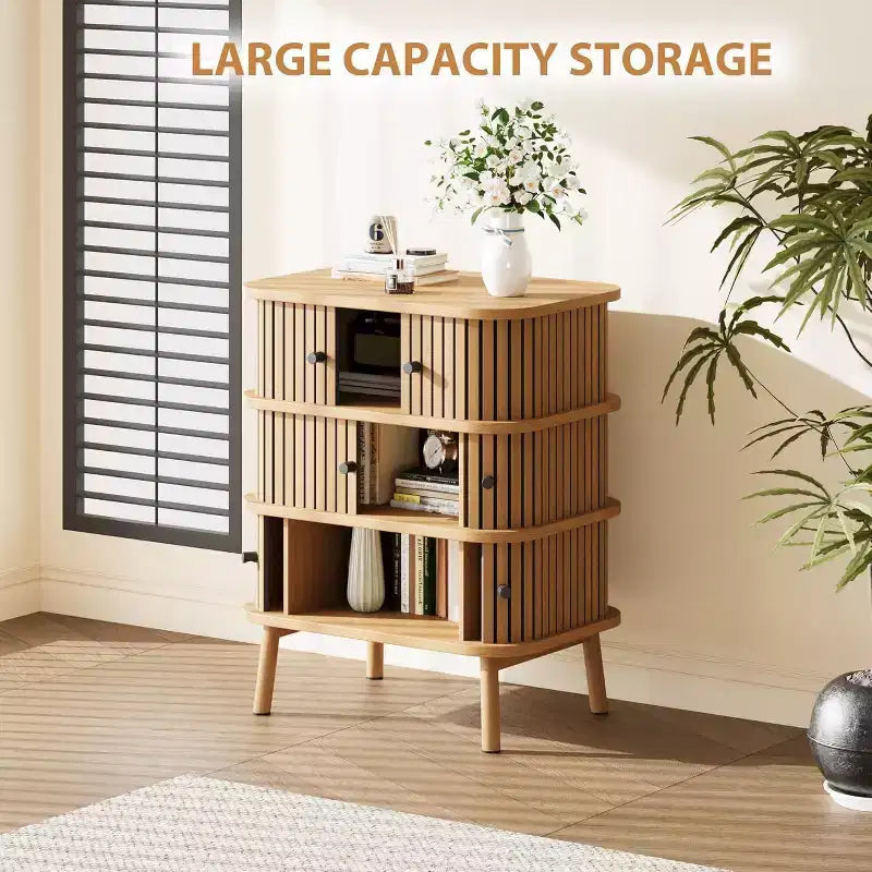 Cassettiera a 3 cassetti, comò per camera da letto, cassettiera spaziosa in vimini con maniglie nere opache e gambe in legno per armadio, corridoio, stile naturale