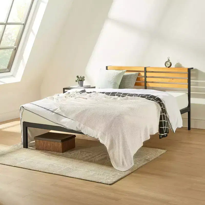 Mellow KASI Letto a piattaforma in metallo e legno con mensola e testiera incorporata
