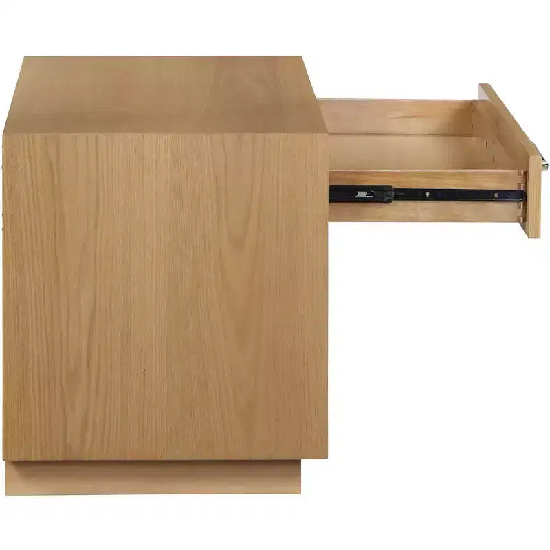 Meridian Furniture, Comodino impiallacciato in legno Avery