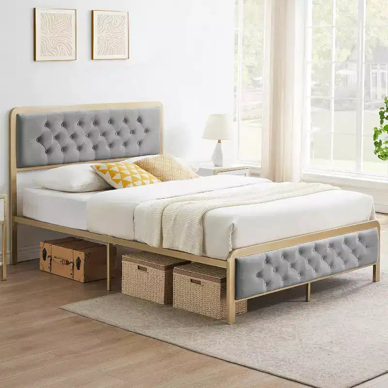 Letto matrimoniale imbottito dorato con testiera capitonné - Metallo resistente, 12,6" di spazio contenitivo, nessuna rete a molle necessaria, facile montaggio (grigio)