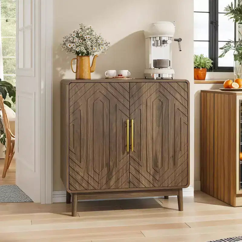 GDFStudio Hecarim Armadietto Rustico in Legno con Ante Intagliate e Ripiani Regolabili