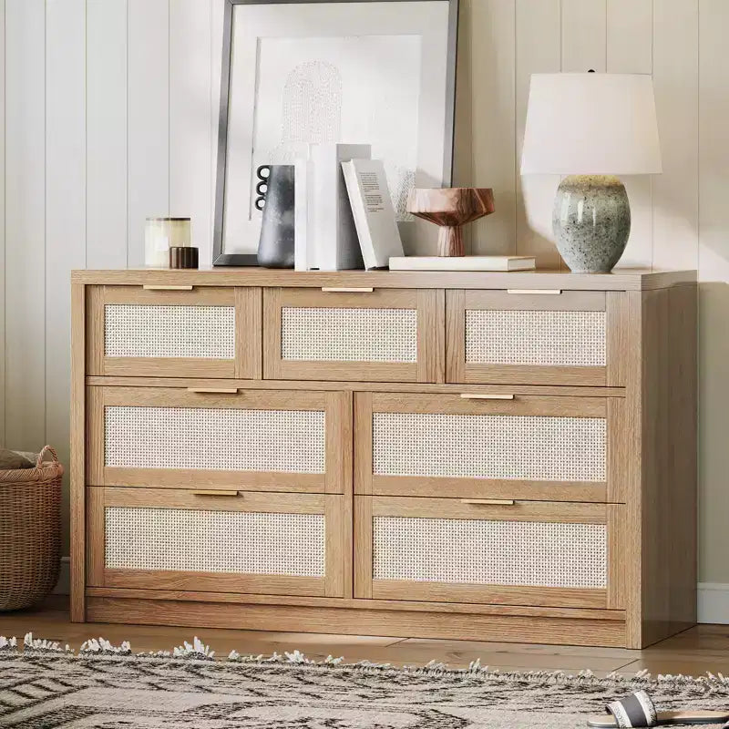 Cassettiera a 7 cassetti, Cassettiera in Rattan 52 L, Comò Moderno con Maniglie in Metallo, Mobile Contenitore in Legno, per Soggiorno, Corridoio, Porta TV