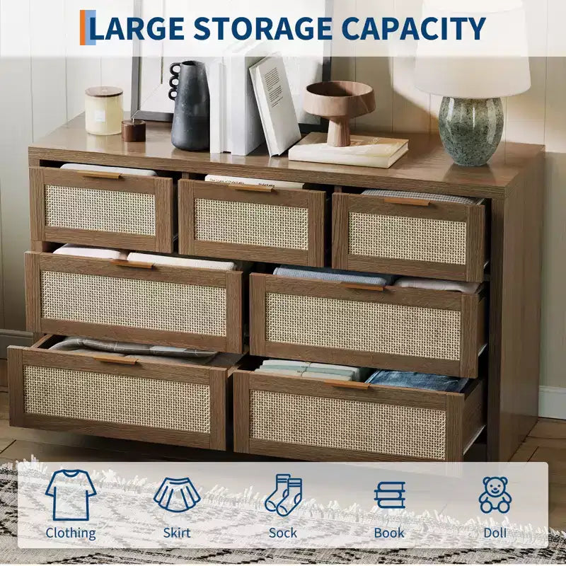 Cassettiera a 7 cassetti, Cassettiera in Rattan 52 L, Comò Moderno con Maniglie in Metallo, Mobile Contenitore in Legno, per Soggiorno, Corridoio, Porta TV