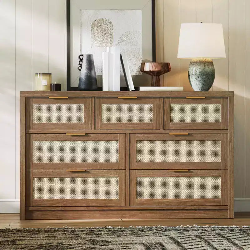 Cassettiera a 7 cassetti, Cassettiera in Rattan 52 L, Comò Moderno con Maniglie in Metallo, Mobile Contenitore in Legno, per Soggiorno, Corridoio, Porta TV