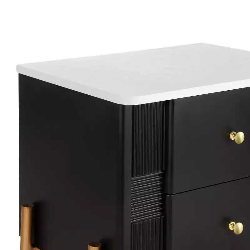 Comodino moderno minimalista Whisen con 2 cassetti, maniglie e gambe in metallo dorato, design con texture unica