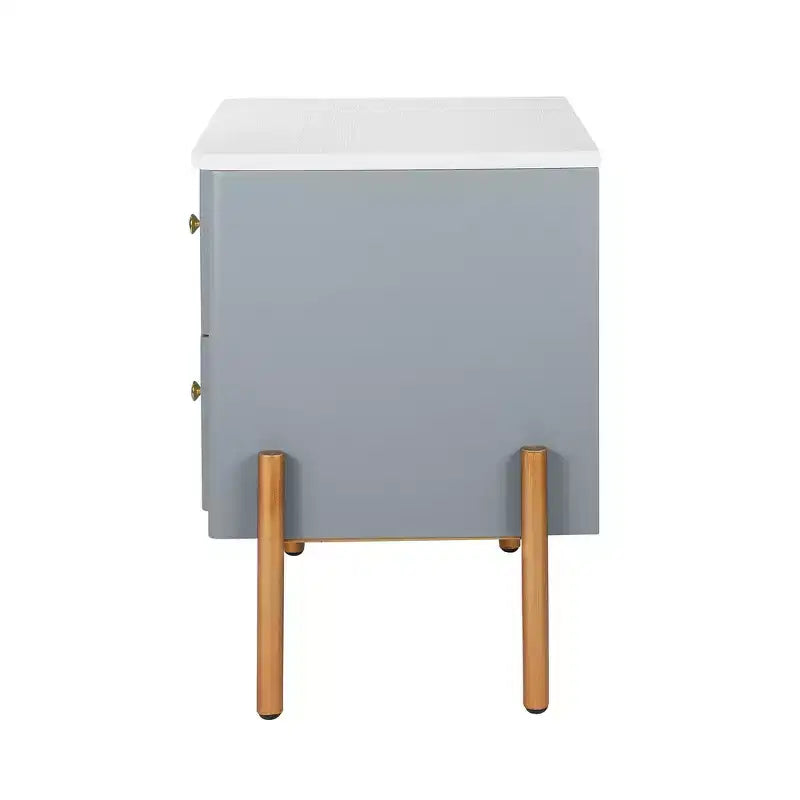 Comodino moderno minimalista Whisen con 2 cassetti, maniglie e gambe in metallo dorato, design con texture unica