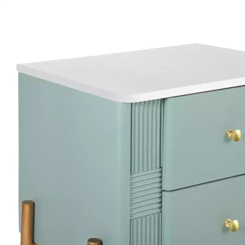 Comodino moderno minimalista Whisen con 2 cassetti, maniglie e gambe in metallo dorato, design con texture unica