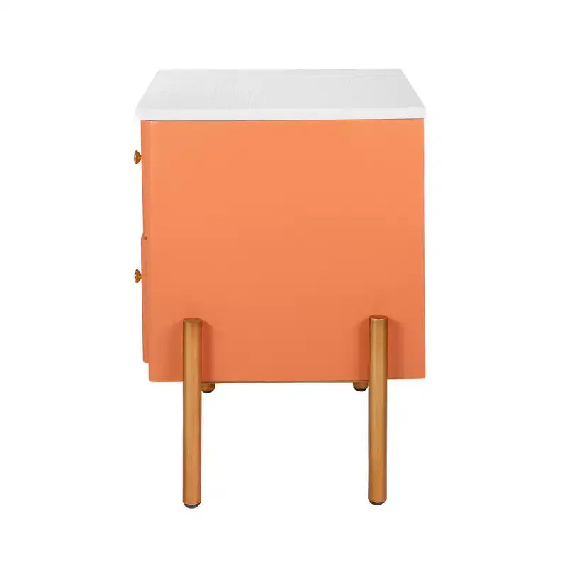 Comodino moderno minimalista Whisen con 2 cassetti, maniglie e gambe in metallo dorato, design con texture unica