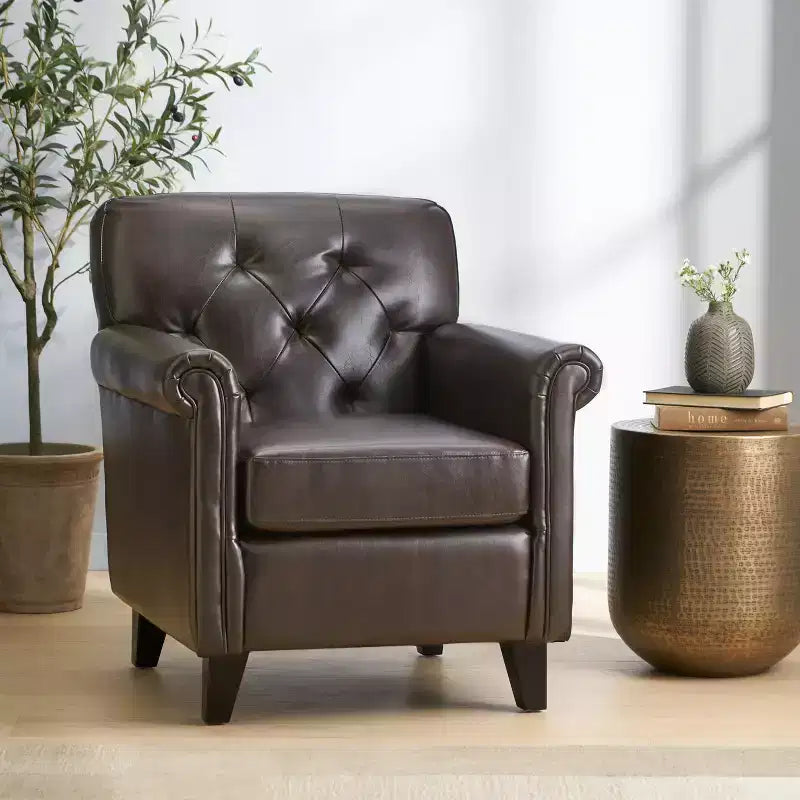 Christopher Knight Home Veronica Poltrona chesterfield contemporanea in pelle rigenerata con braccioli arrotolati