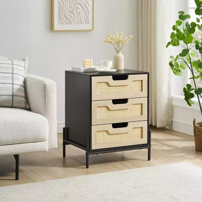 Comodino in Rattan, Comodino da Fattoria con 3 Cassetti, Comodino con Gambe in Metallo, Tavolino d'Appoggio Boho per Camera da Letto