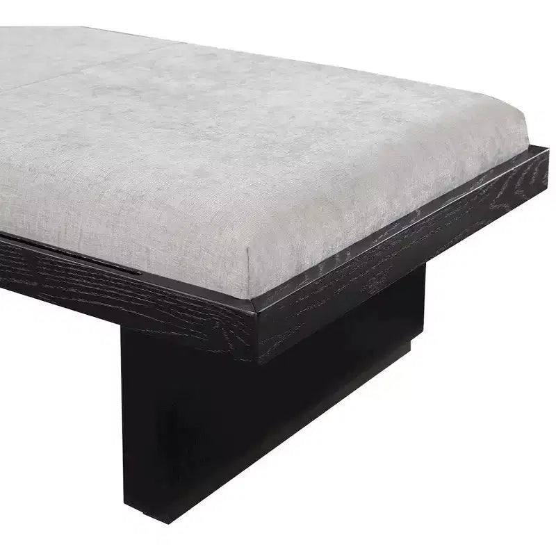 Meridian Furniture, Panca in tessuto ciniglia Arlington
