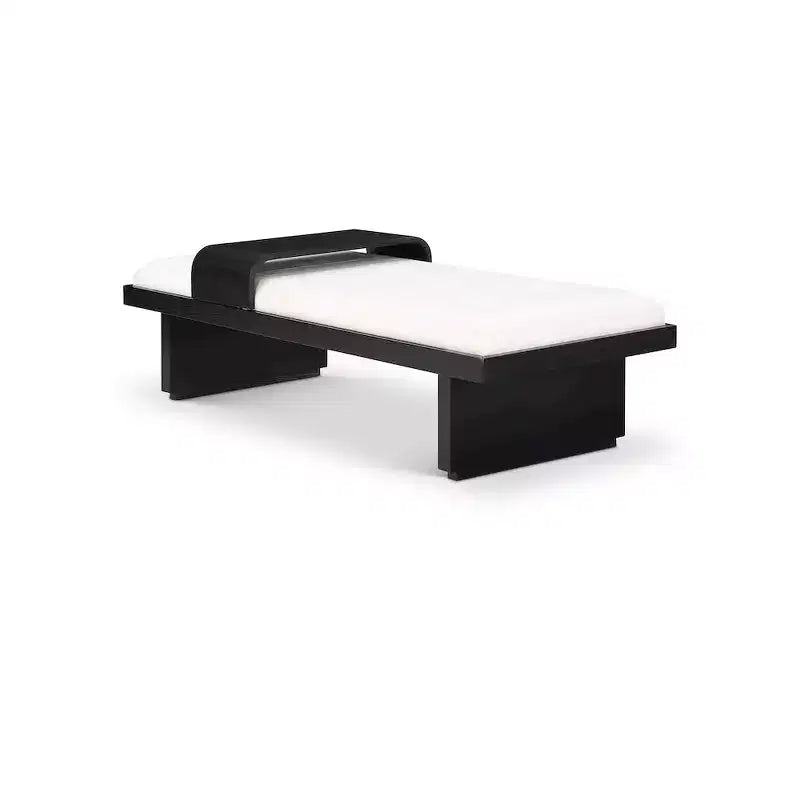 Meridian Furniture, Panca in tessuto ciniglia Arlington