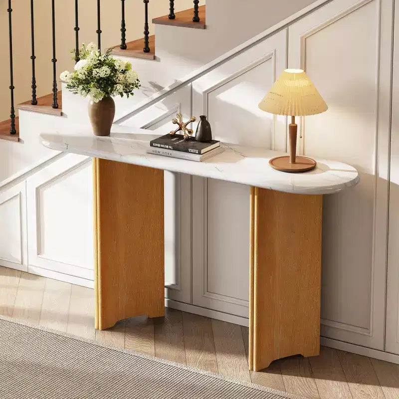 Tavolino console stretto MAYEERTY con piano ovale effetto marmo, tavolino da divano rustico con gambe curve per soggiorno, bianco naturale