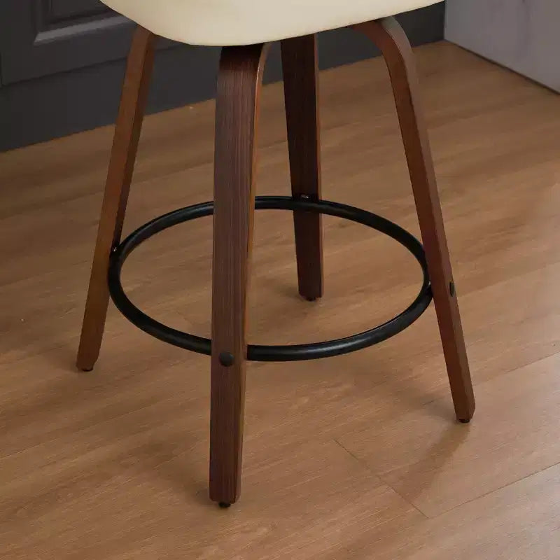 CLIHOME Set di 2 Sgabelli da Bar Altezza Bancone - Sgabelli da 26 Pollici in Rattan con Schienale in Paglia di Vienna e Seduta Imbottita