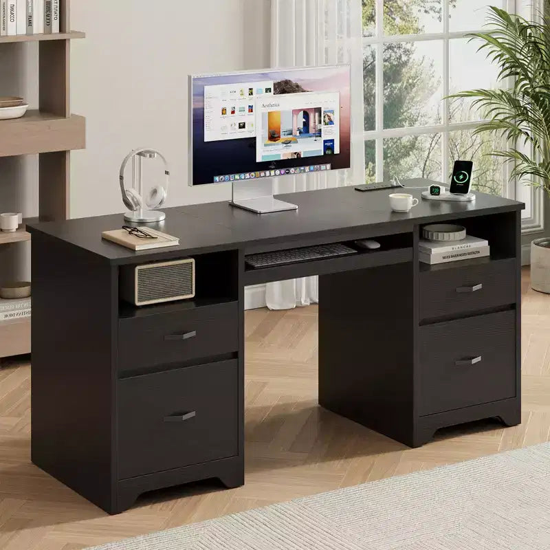 Bestier Scrivania da Ufficio da 150 cm con Stazione di Ricarica e Vassoio Tastiera, Scrivania per Computer con Cassetti, Scrivania Direzionale Moderna per Ufficio Domestico