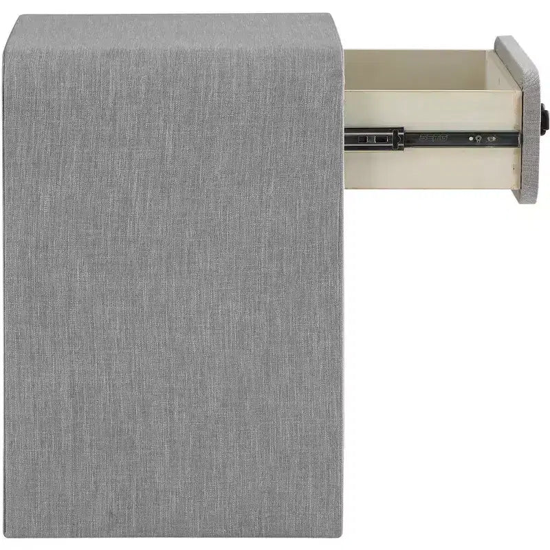 Meridian Furniture, Tavolino Medley