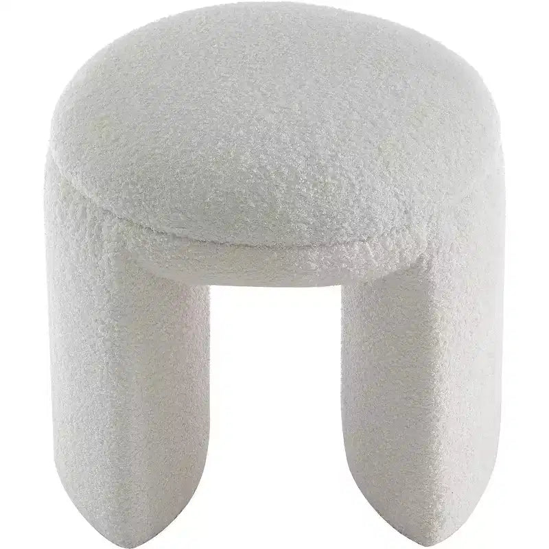 Meridian Furniture, Pouf/Sgabello Bowen in Tessuto Orsetto Finto Shearling
