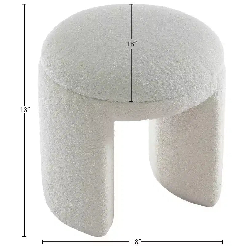 Meridian Furniture, Pouf/Sgabello Bowen in Tessuto Orsetto Finto Shearling