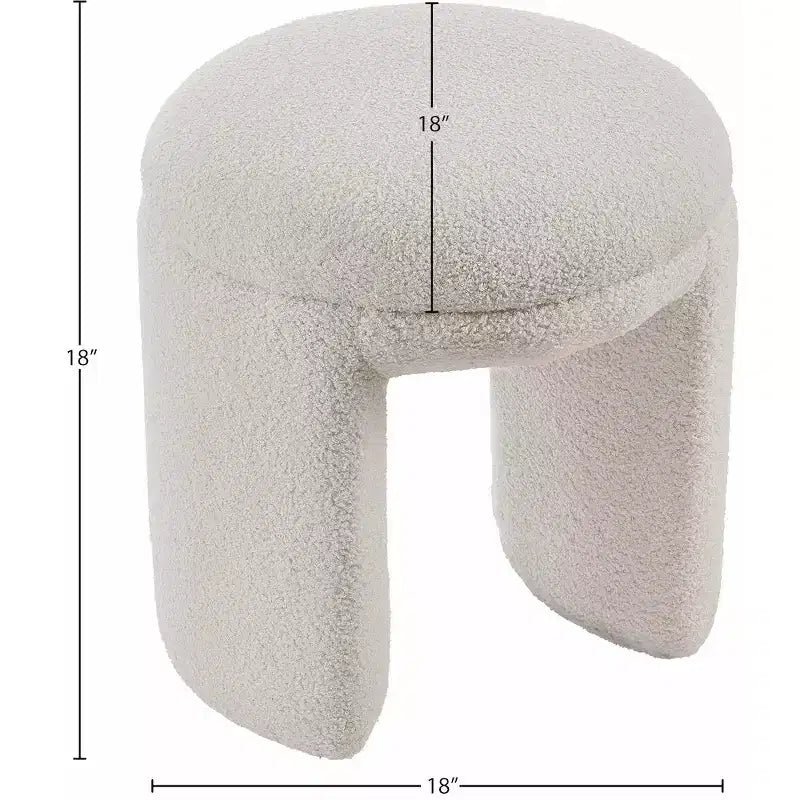 Meridian Furniture, Pouf/Sgabello Bowen in Tessuto Orsetto Finto Shearling