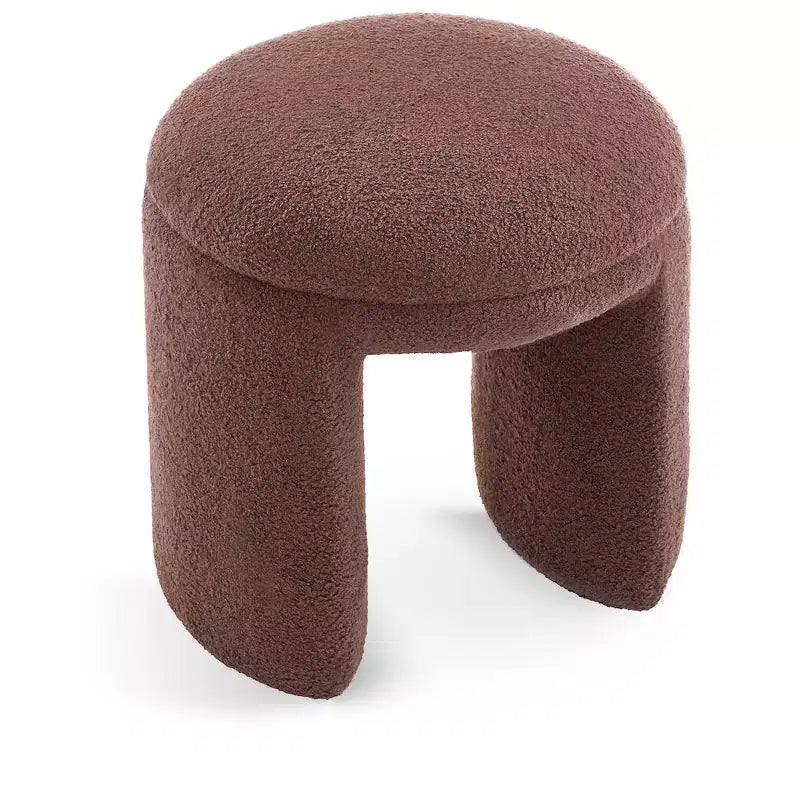 Meridian Furniture, Pouf/Sgabello Bowen in Tessuto Orsetto Finto Shearling