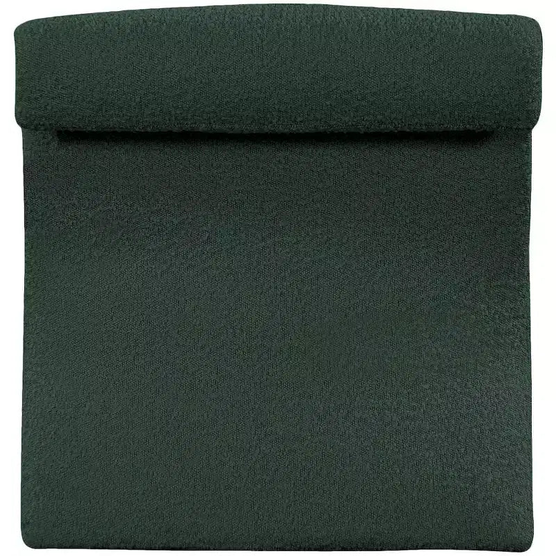 Meridian Furniture, Poltrona Accent Mulberry in Tessuto Bouclé