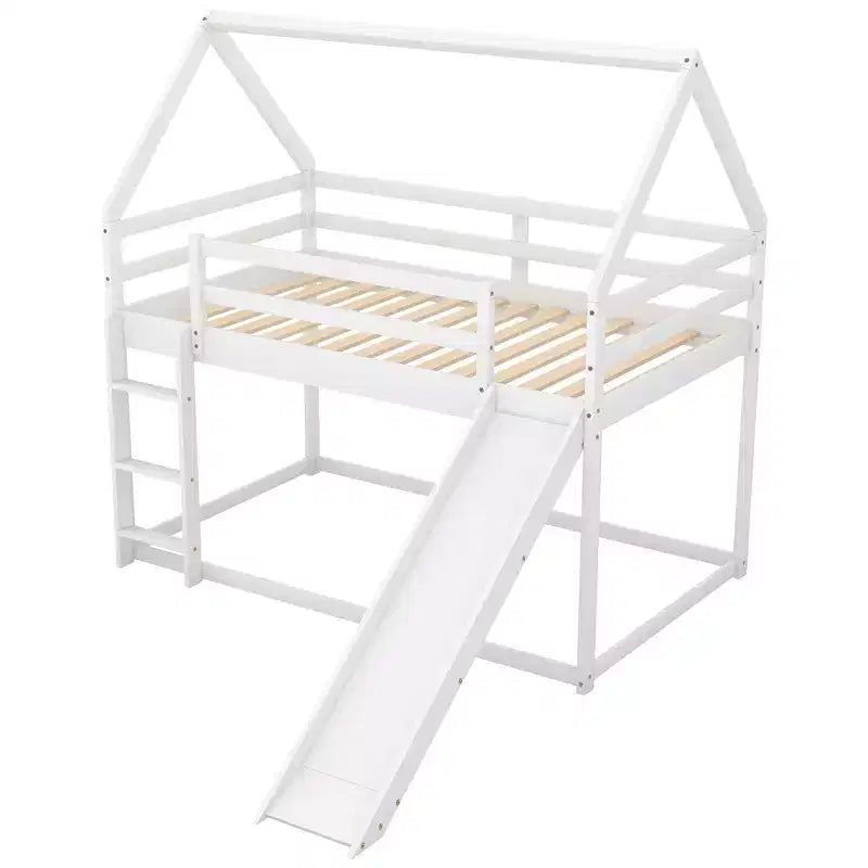 Letto a castello Twin su Twin a pavimento, letto a castello a casetta Twin Size con scivolo, scaletta, spondina e tetti per bambine e bambini