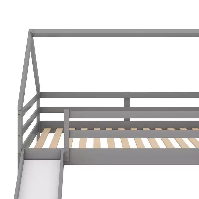 Letto a castello Twin su Twin a pavimento, letto a castello a casetta Twin Size con scivolo, scaletta, spondina e tetti per bambine e bambini