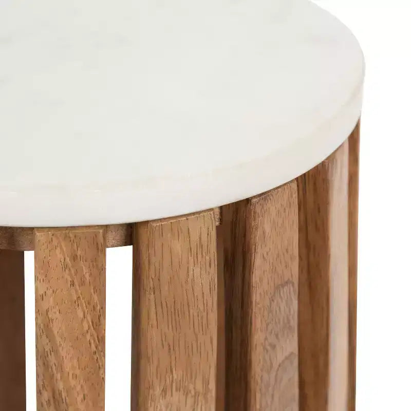 Tavolino rotondo in legno Kate and Laurel Paynter