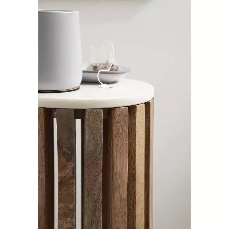 Tavolino rotondo in legno Kate and Laurel Paynter