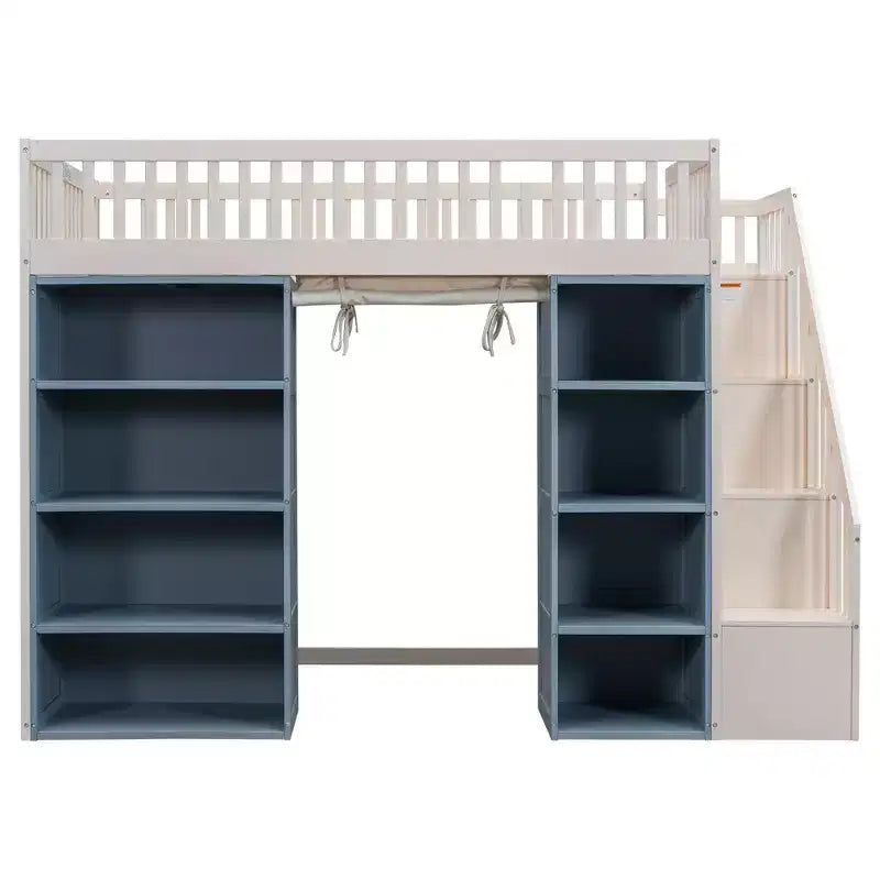 Letto a soppalco a grandezza naturale con 2 scaffali a quattro ripiani e scala contenitore, struttura in legno con tenda e armadietti, bianco