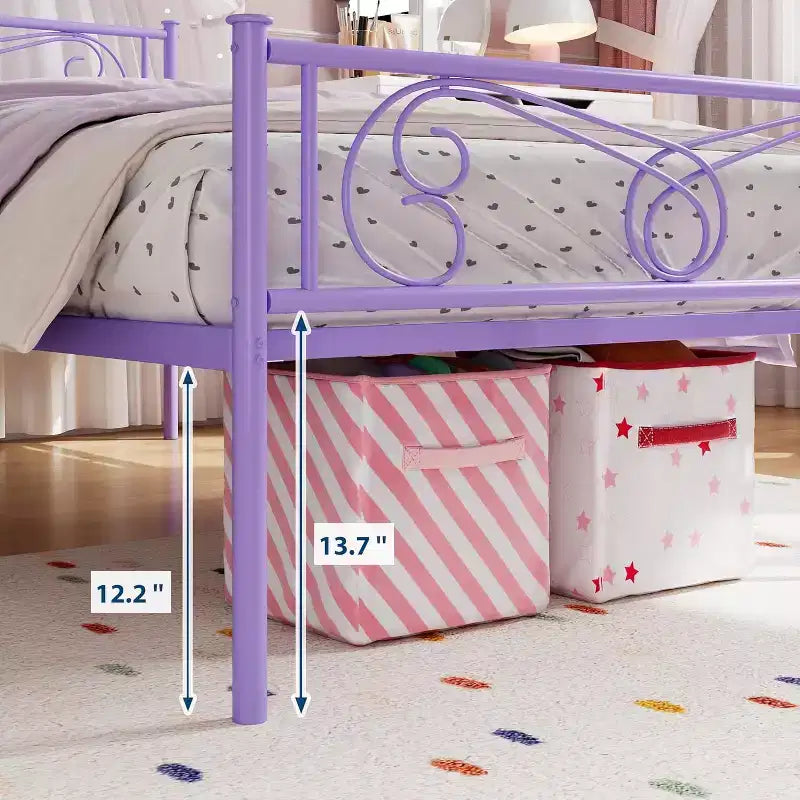 Struttura Letto Matrimoniale Viola in Metallo con Testiera, Pediera, 31 cm di Spazio Contenitore, Doghe in Acciaio, Nessuna Molla
