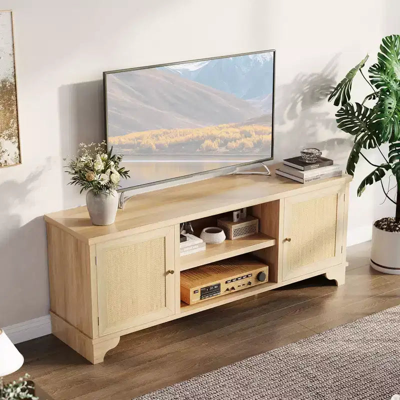 Mobile TV in rattan per TV fino a 70 pollici, consolle multimediale in legno con armadietti e ripiani aperti, elegante centro di intrattenimento per soggiorno