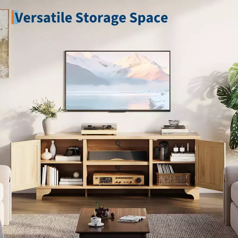 Mobile TV in rattan per TV fino a 70 pollici, consolle multimediale in legno con armadietti e ripiani aperti, elegante centro di intrattenimento per soggiorno