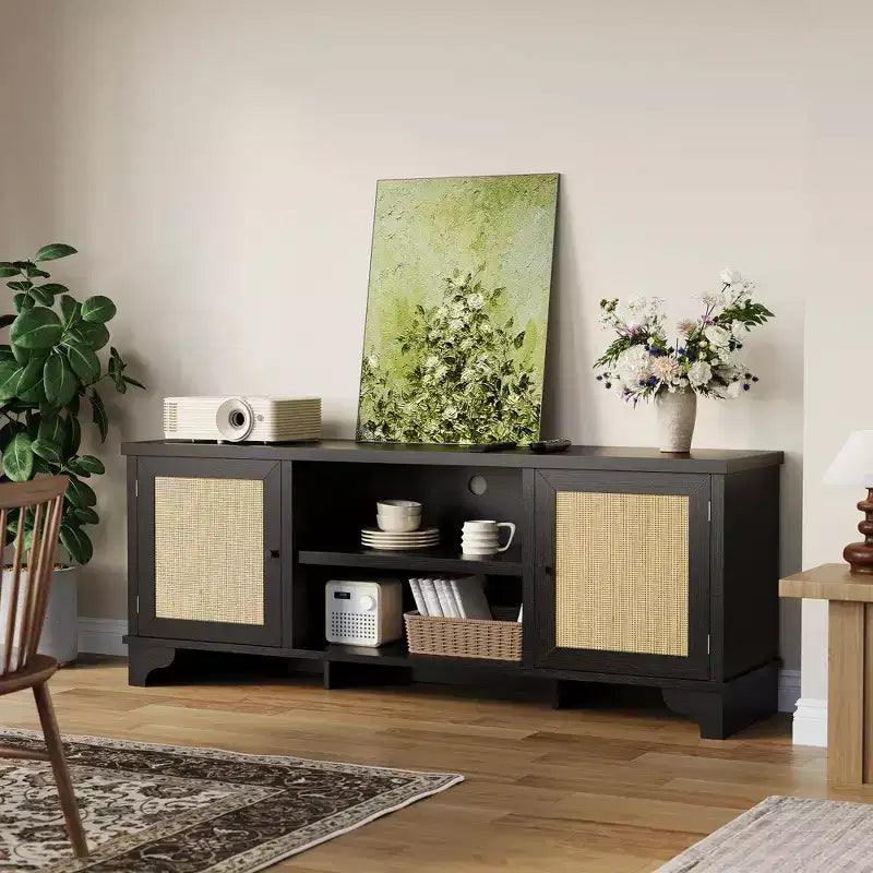 Mobile TV in rattan per TV fino a 70 pollici, consolle multimediale in legno con armadietti e ripiani aperti, elegante centro di intrattenimento per soggiorno