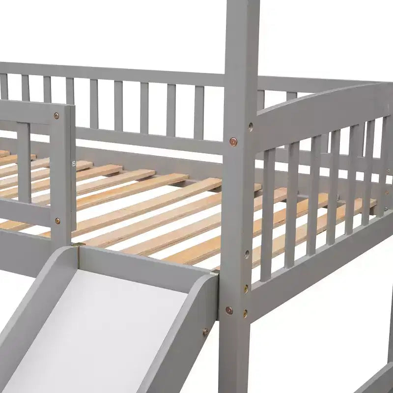 Bellemave Letto a soppalco singolo con scivolo e scaletta, letto a soppalco a forma di casetta per bambini, letto a soppalco in legno, per bambini e bambine, casetta grigia