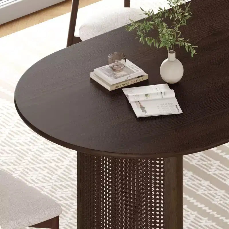 PexFix 67 Tavolo da pranzo ovale per 4-6 persone con piano a bordo arcuato e base in rattan intrecciato, tavolo da cucina moderno in stile rustico per soggiorno sala da pranzo, noce